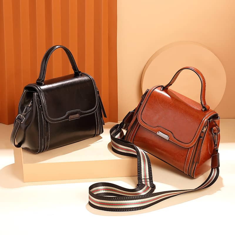Retro style small square bag shoulder bag