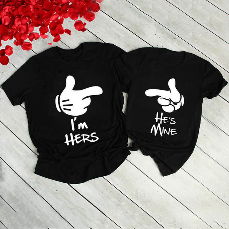 Loves printed short-sleeved round neck T-shirt / Finger | IFAUN