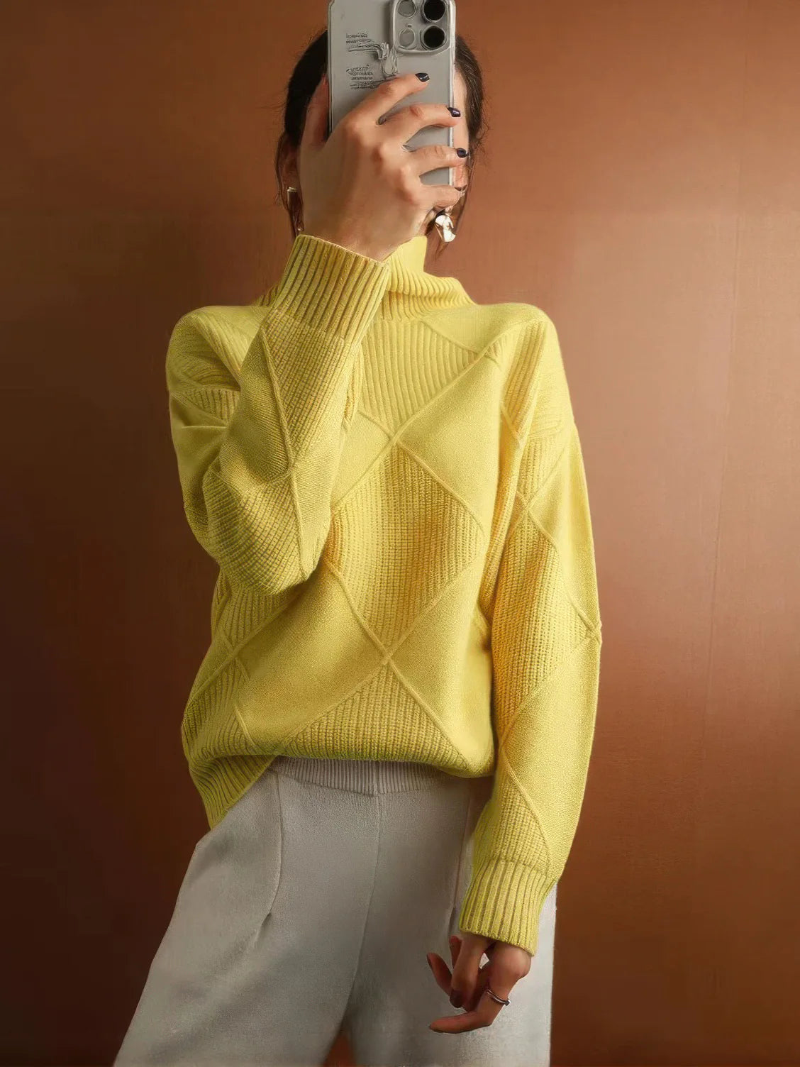 Diamond plaid solid color turtleneck sweater for women