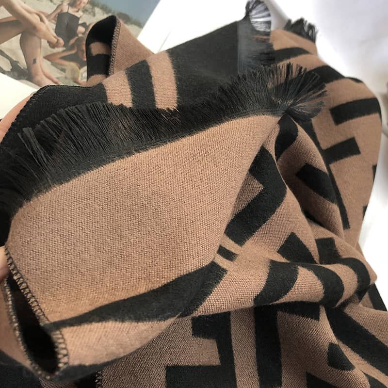 Double-sided ET imitation cashmere scarf letter warm shawl - L180cm