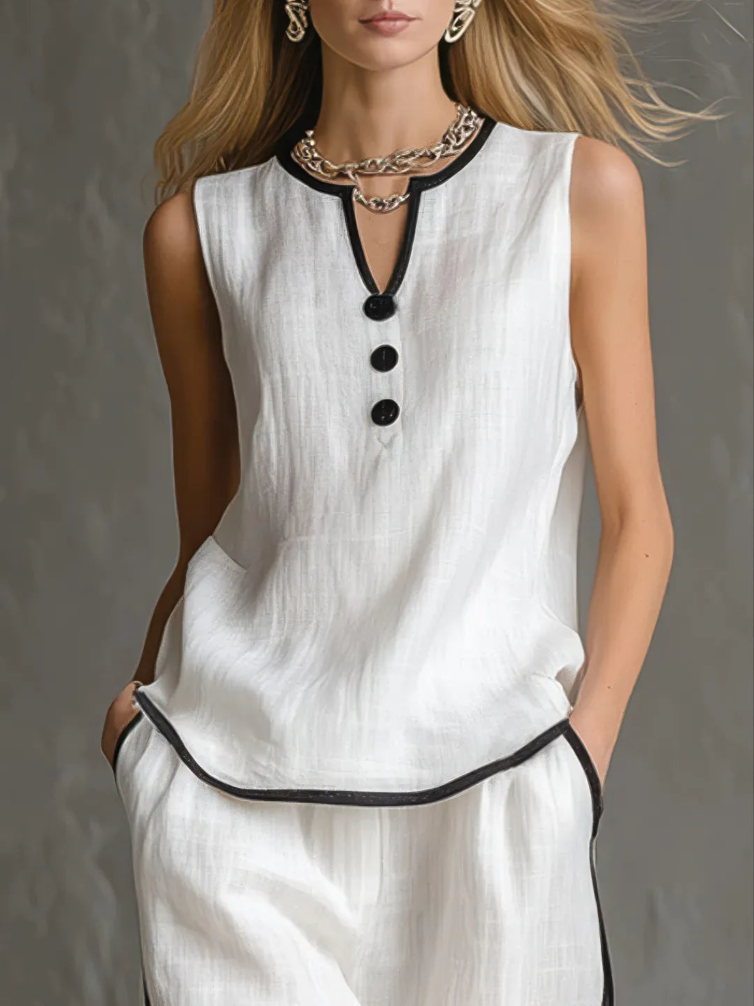 Sleeveless V-neck top wide-leg pants set
