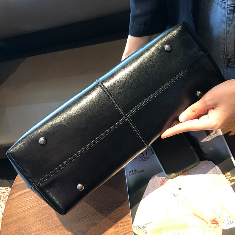 Large capacity portable women's bag fashion retro leather shoulder bag