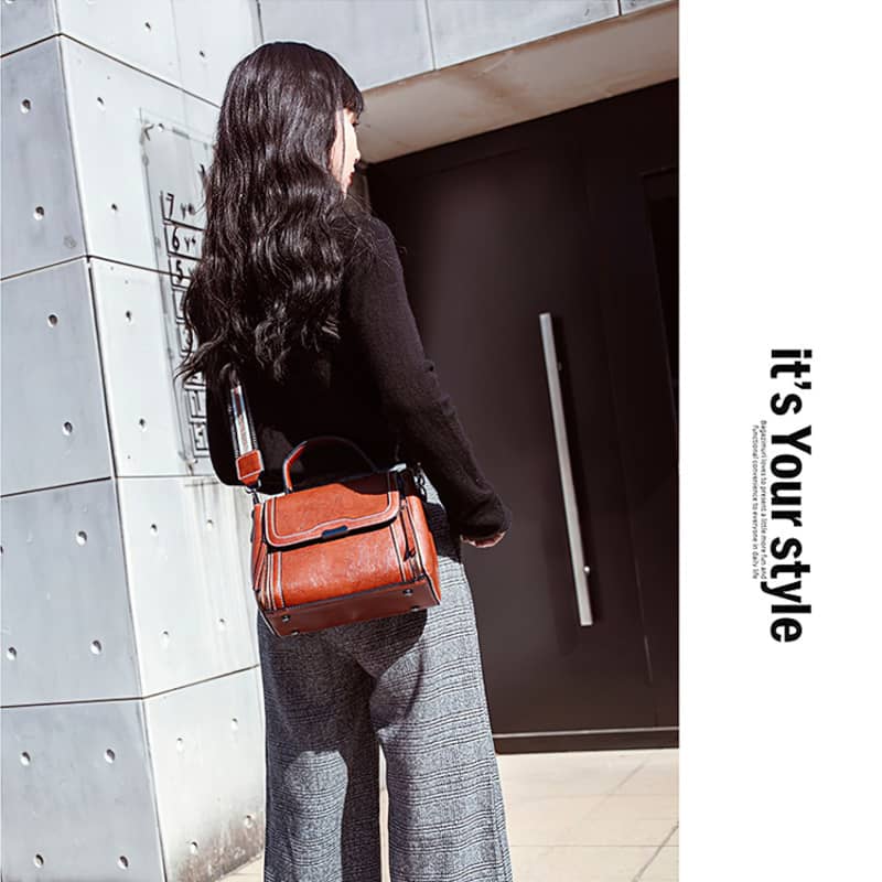 Retro style small square bag shoulder bag