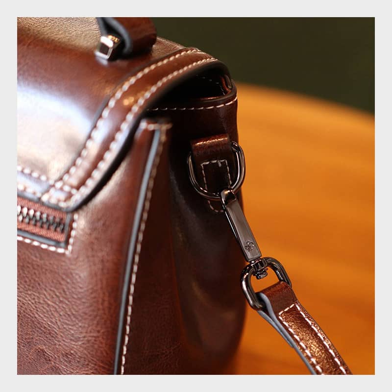 Retro style small square bag shoulder bag