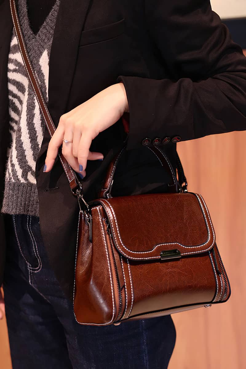 Retro style small square bag shoulder bag