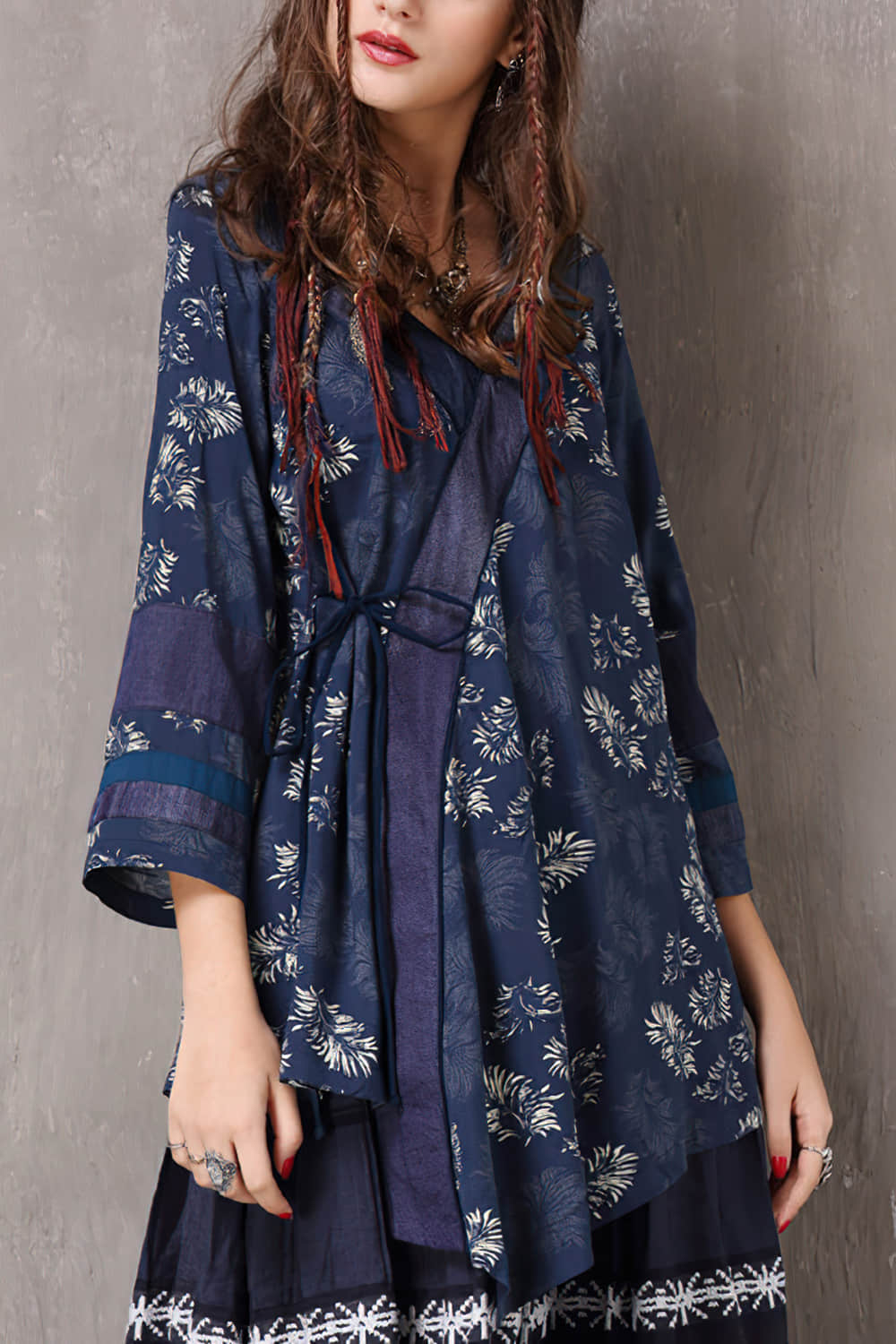 Women's loose blouse retro irregular V-neck sleeve shirt M | IFAUN