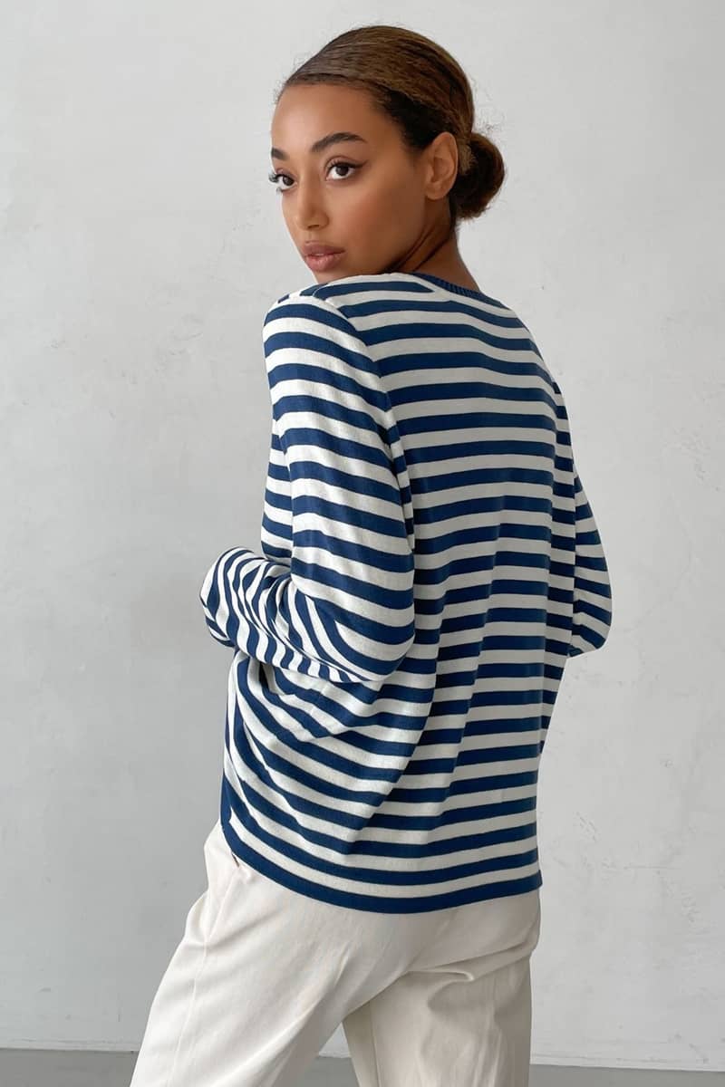 Crew neck striped knitted sweater