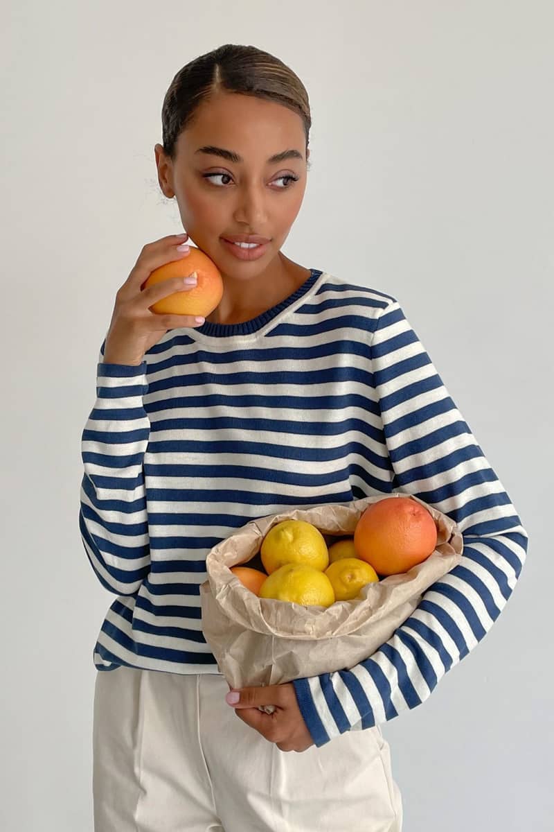 Crew neck striped knitted sweater