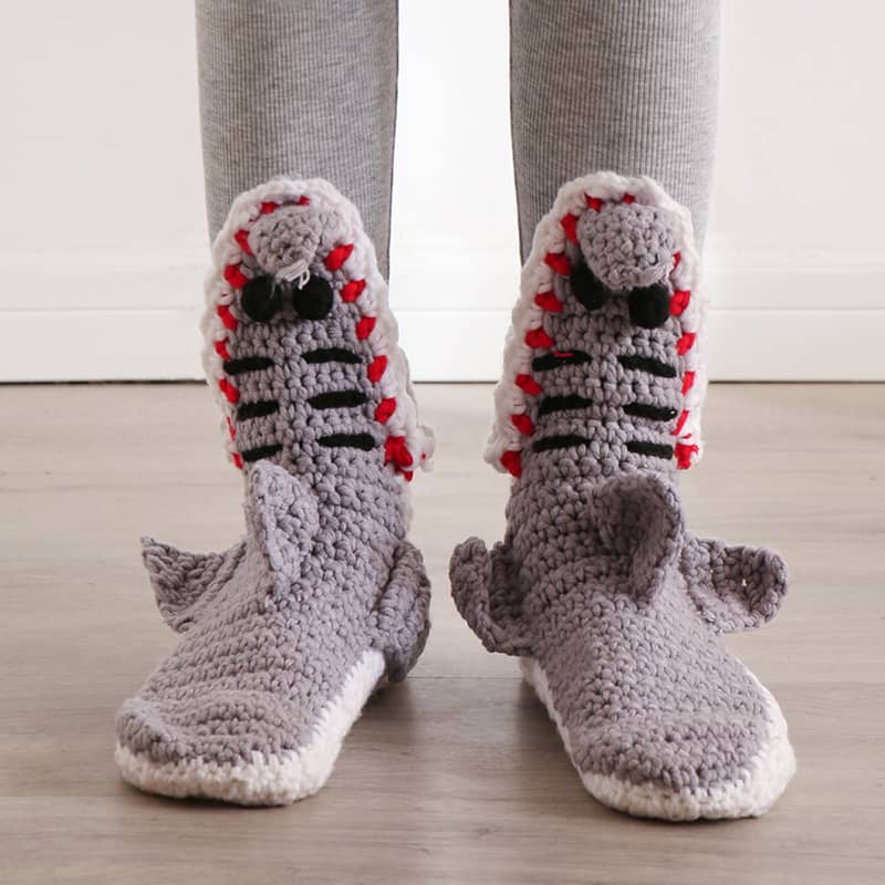 Crocodile socks