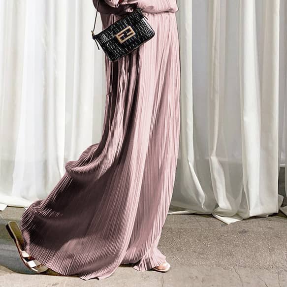 Lazy style pleated 2-piece suit for women